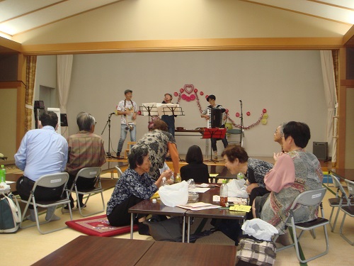 パフォーマンスSHOW